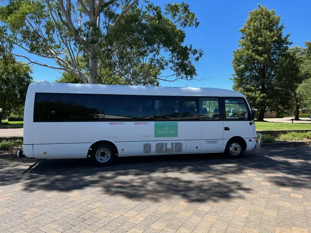 hunter valley half day winery tour bus